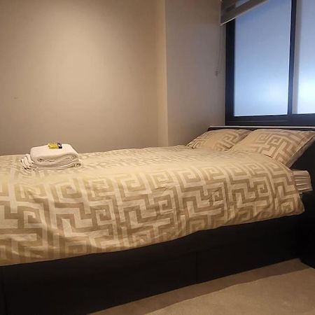 Entire Reigate Apartment Hosted By Pius Exterior photo